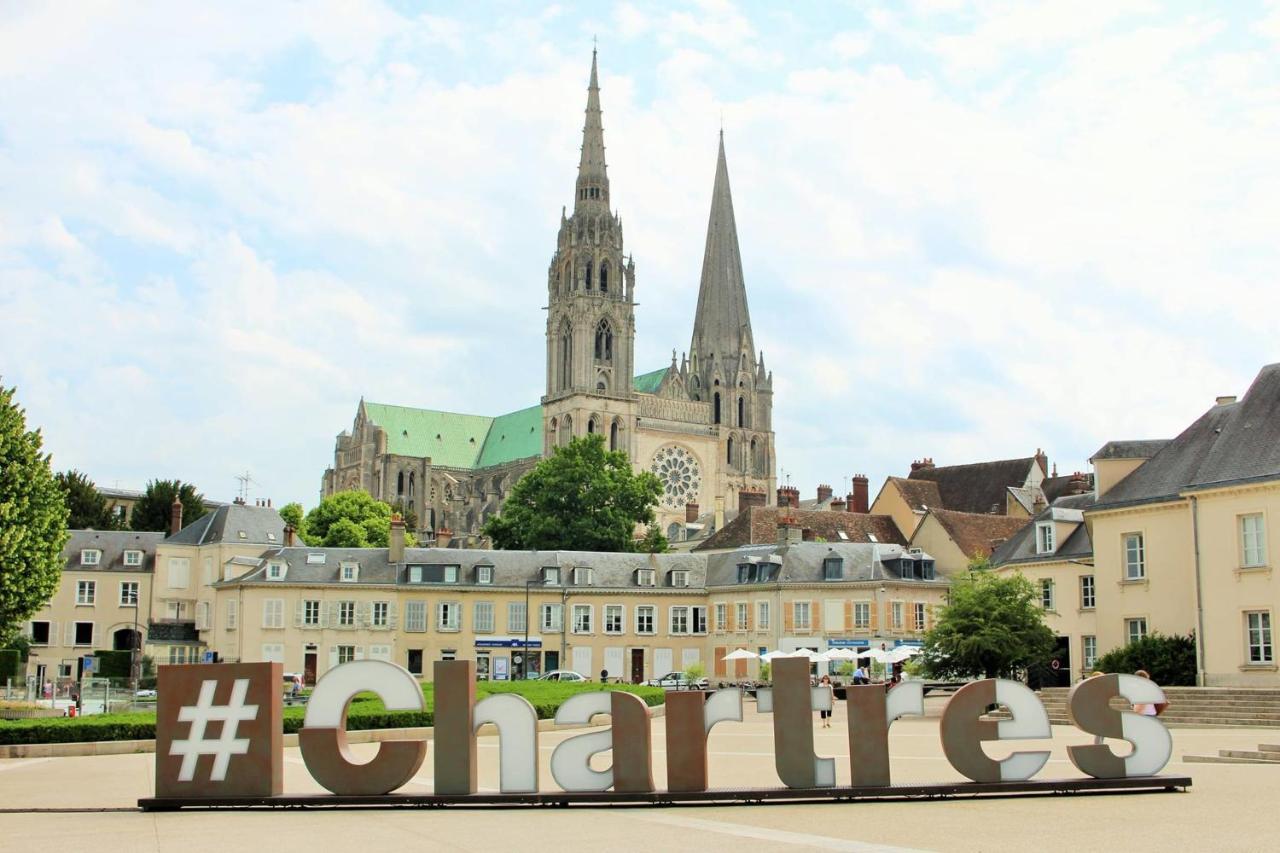 Les Clochers D'Or Chartres Ngoại thất bức ảnh